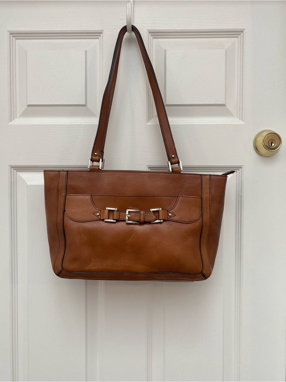 Vintage Etienne Aigner Brown Leather Shoulder Bag w Zip Top Closure